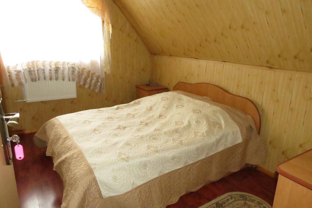 Bilyy Kamin Guest House 타타리브 객실 사진