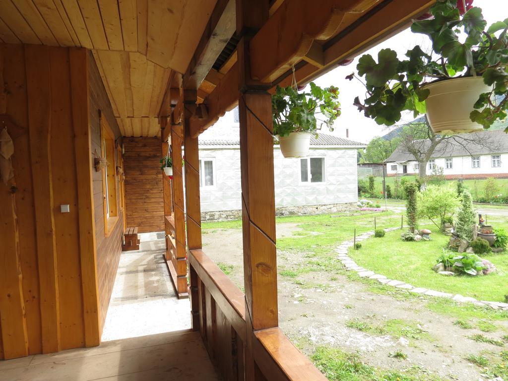 Bilyy Kamin Guest House 타타리브 외부 사진
